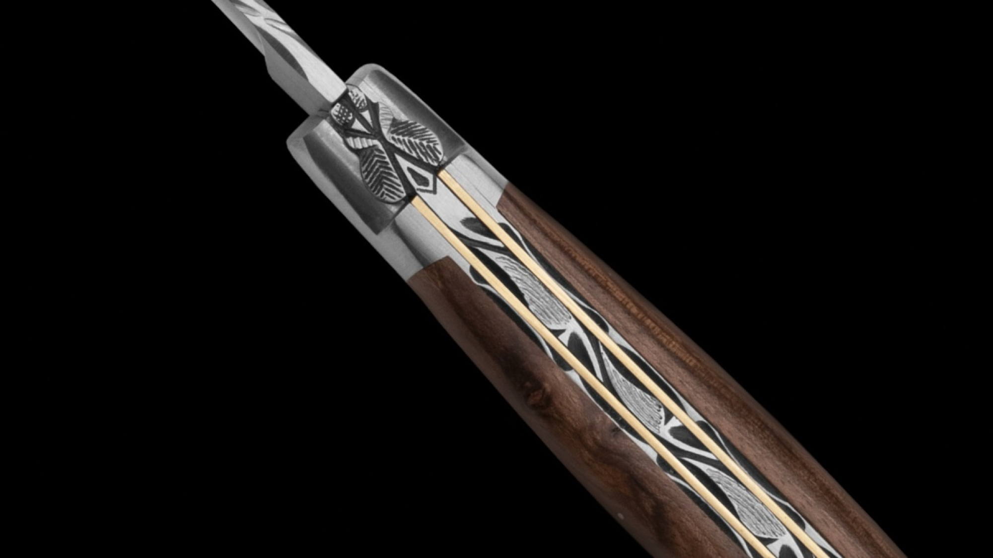 Taschenmesser Laguiole en Aubrac, Edition PLUME 02, Wallnuss, Double Platines, brosse Taschenmesser - Handmade in France
