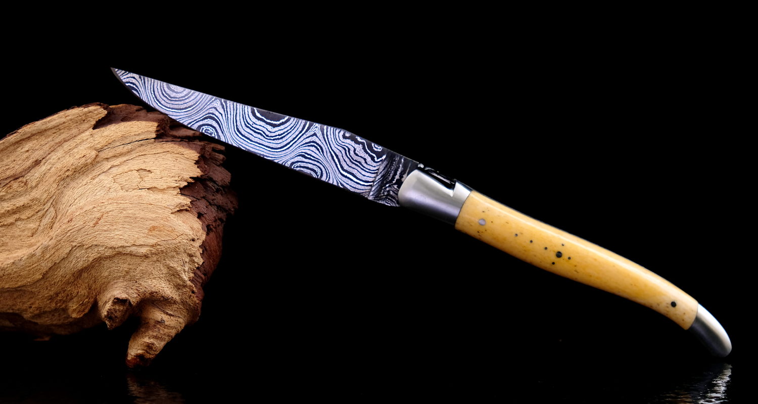 Laguiole Taschenmesser mit Damastklinge