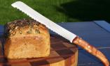 Brotmesser Laguiole von Claude Dozorme, exotisches Holz, 19 cm Ansicht 1
