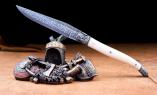Halb-UNIKAT: Taschenmesser Laguiole David Dauvillaire, Edition SUPERIO, Mammutstoßzahn, Feder-Damast, double Platines, brosse Ansicht 1