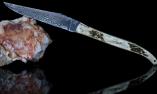Laguiole-Taschenmesser Armand Cayzac, Edition ARKADIAN 02,  Damast, Hirschhorn, brillant, guillochierte Biene Ansicht 1