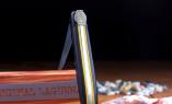 Laguiole Taschenmesser Mickael Ginisty, Edition JARES 01, Ebenholz, brosse, guillochierte Biene, plein Ansicht 1