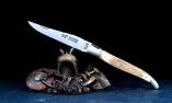 Taschenmesser Laguiole Le Fidele CISELE, guillochierte Biene, Mammutstosszahn Ansicht 1