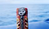 Taschenmesser Chevalier Laguiole Edition WILD LIFE - SCHLANGE, Double Platines, Brillant, Plein Ansicht 1