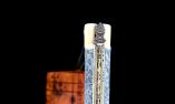 Taschenmesser Laguiole Chevalier, Edition Black Knight, Koralle/Knochen, 14C28, brosse, Plein Ansicht 1