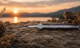 Taschenmesser Laguiole en Aubrac, Edition SECRET GARDEN OAK LEAF, Holunder, guillochierte Biene, brosse Ansicht 1