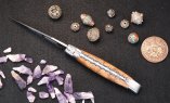 Taschenmesser Laguiole en Aubrac, Teakholz, Damast, guillochierte Biene, brosse Ansicht 1