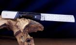 UNIKAT: Taschenmesser Le Fidele, 20/20 Edition FIDELLOS 20, Damast, 160 Lagen, stabilisiertes Holz, brillant Ansicht 1