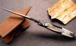 UNIKAT: Taschenmesser Laguiole du Barry, Edition BARRYLOS 45, Mammutstoß, brosse, guillochierte Biene Ansicht 2