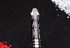 HALBUNIKAT: Laguiole Taschenmesser Mickael Ginisty, Edition ORTUS 06, Ebenholz, brosse, guillochierte Biene