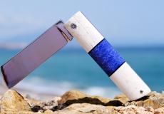 HALBUNIKAT: Taschenmesser CORIANDO 05 von Thomas Fleury, Coriangriff+Lapislazuli, brillant Taschenmesser - Handmade in France
