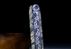 Laguiole-Taschenmesser David Dauvillaire, Edition ACANTHUS, Mammutbackenzahn, Damast, tripple Platines, brillant