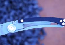 Taschenmesser Claude Dozorme, Thiers Liner Lock, Edition Swarovski schwarz, 9 cm, brosse - Kohle (stabilisiert) Taschenmesser - Handmade in France
