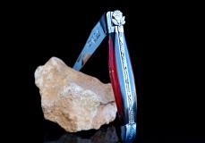 Taschenmesser Laguiole du Barry, White Roses, Ebenholz/Staminaholz, guillochierte Biene, brillant  Taschenmesser - Handmade in France