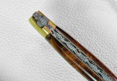 Taschenmesser Laguiole en Aubrac, Edition TAGLISSIMO Eisenholz, Kupfer + Messing, guillochierte Biene, brosse