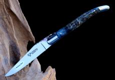 Taschenmesser Laguiole en Aubrac, Edition blue Hurricane, guillochierte Biene, brillant, Bergahorn blau - Kastanienholz Taschenmesser - Handmade in France