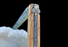 UNIKAT: Taschenmesser Laguiole en Aubrac, Edition BELLE 34, Olivenholz, guillochierte Biene, brosse