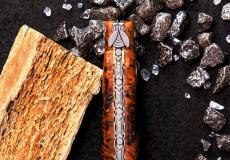 UNIKAT: Taschenmesser Laguiole en Aubrac, Edition DOPPELHERZ, Ahorn-Maserknolle, guillochierte Biene, brosse